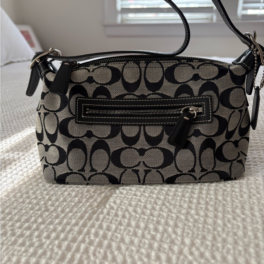 Coach Black and Cream Signature Shoulder Bag